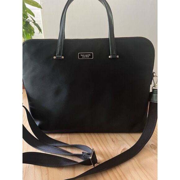 kate spade Handbags - Kate Spade lap top travel bag
